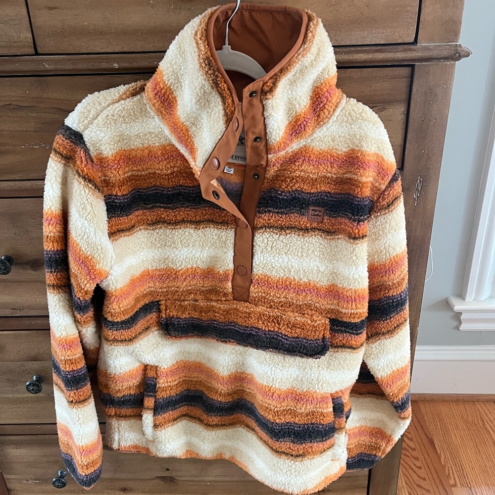 Cozy Billabong Fleece size L
